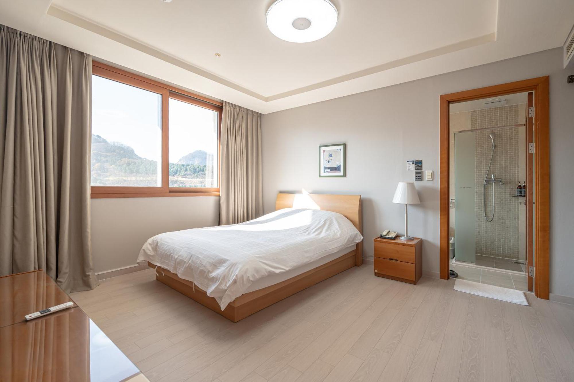Elysian Gangchon Resort Chuncheon Exterior photo